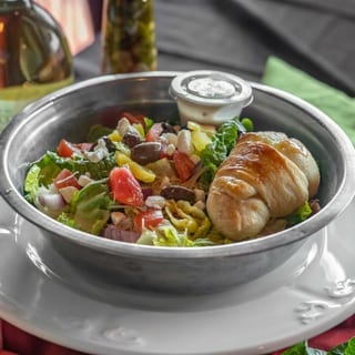 Grilled Chicken Greek Salad